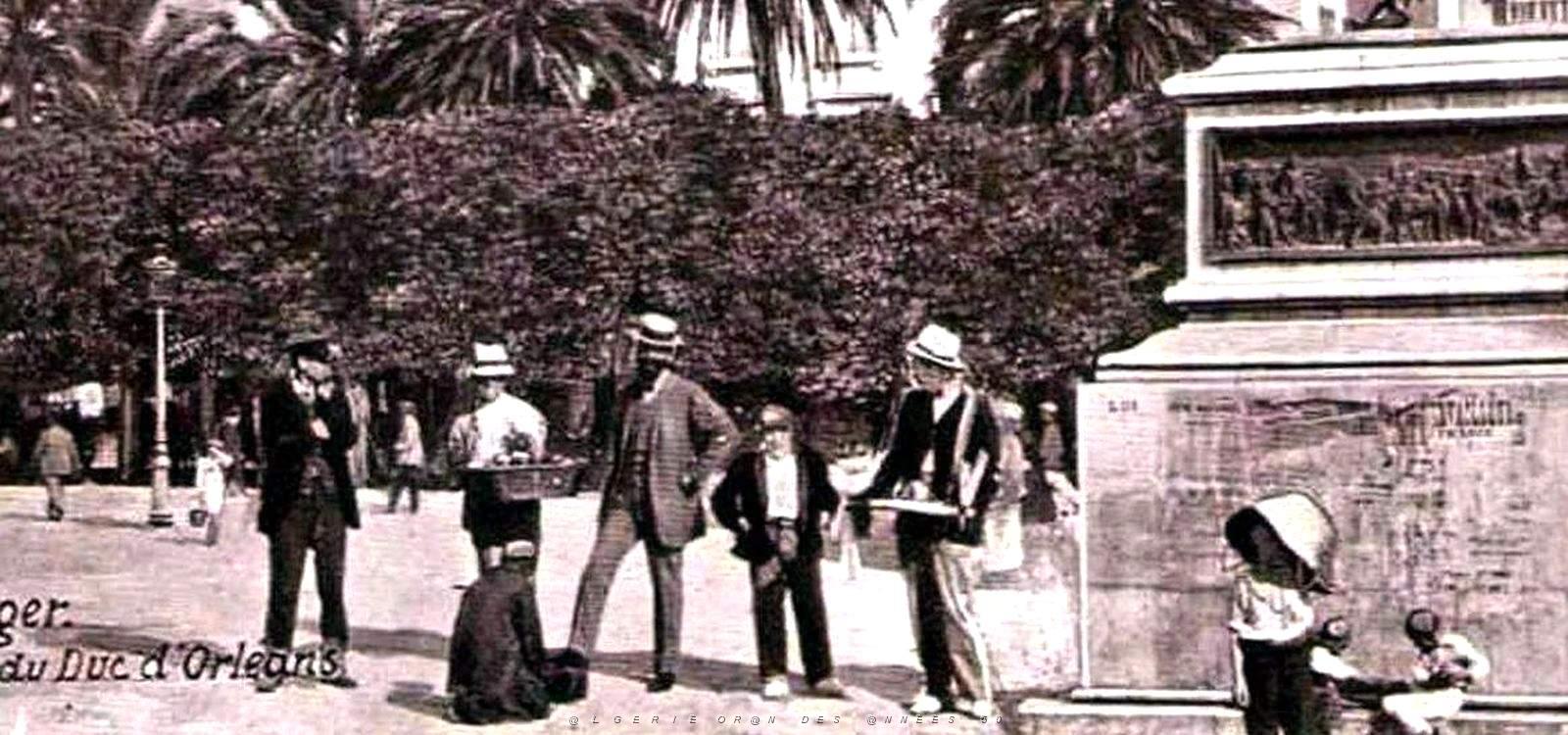 1453- Alger - Statue2 du Duc d'Orleans.jpg